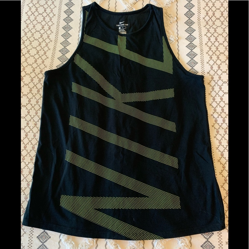 Black Nike womens tank top. Size medium